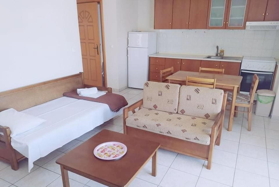 Stratos Family Apartments & Studios Neos Marmaras Chambre photo